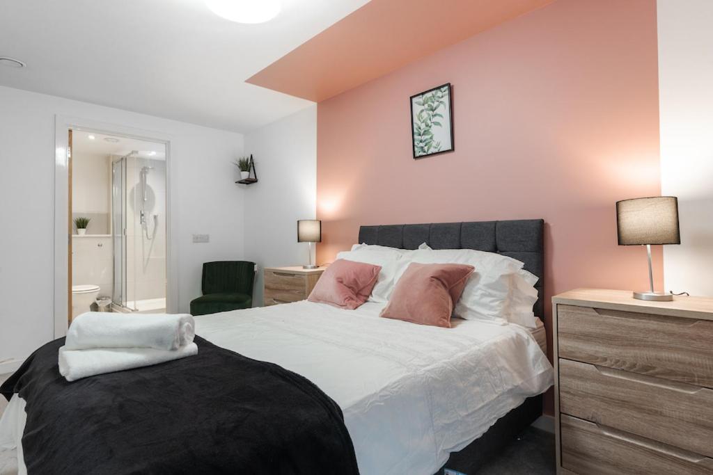 City Living Penthouse Apartment With Parking 맨체스터 외부 사진